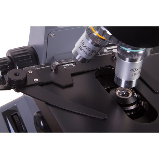 Levenhuk 740T trinokuláris mikroszkóp